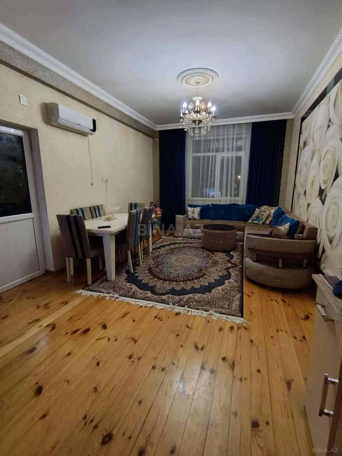 Satılır 2 otaqlı mənzil 88 m²