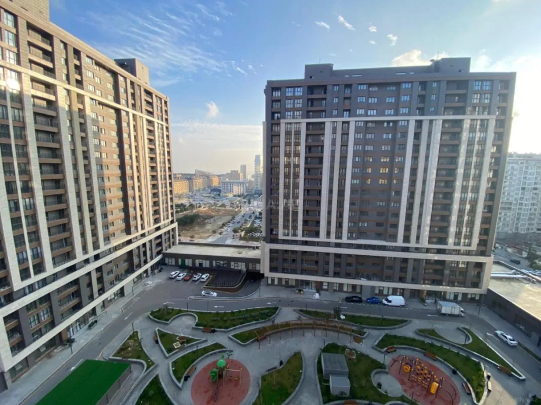 Satılır 3 otaqlı mənzil 91 m²