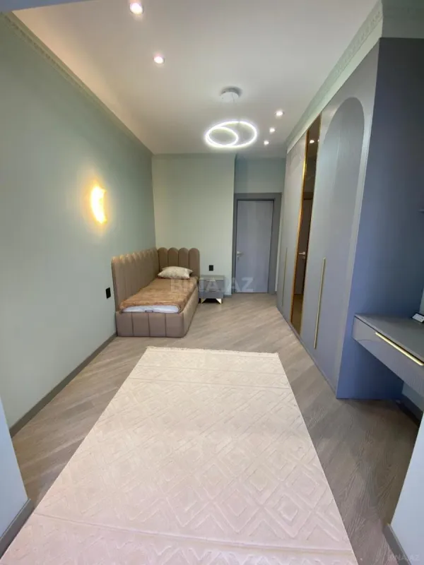 Satılır 3 otaqlı mənzil 91 m²