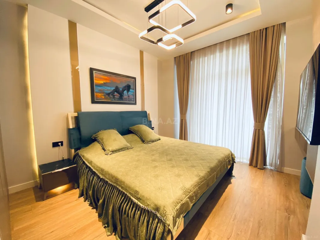 Kirayə verilir 2 otaqlı mənzil 70 m²