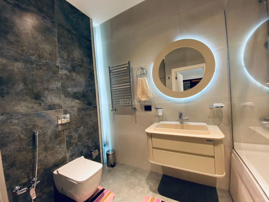 Kirayə verilir 2 otaqlı mənzil 70 m²