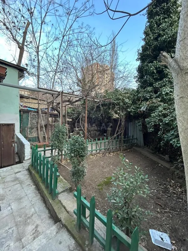 Satılır 2 otaqlı mənzil 65 m²