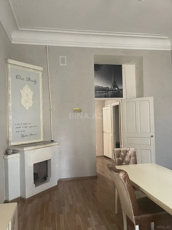 Kirayə verilir 2 otaqlı mənzil 65 m²