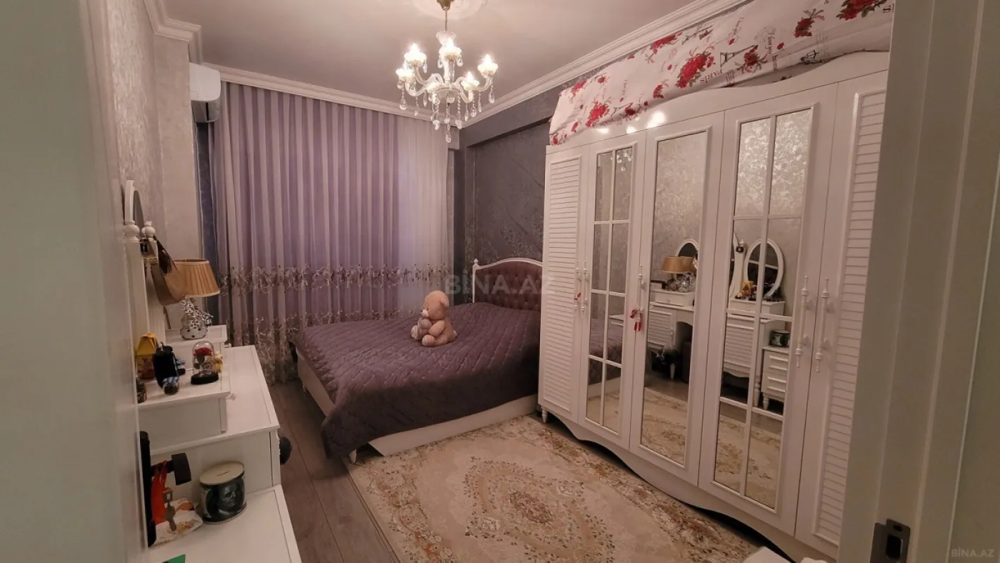 Satılır 2 otaqlı mənzil 62 m²