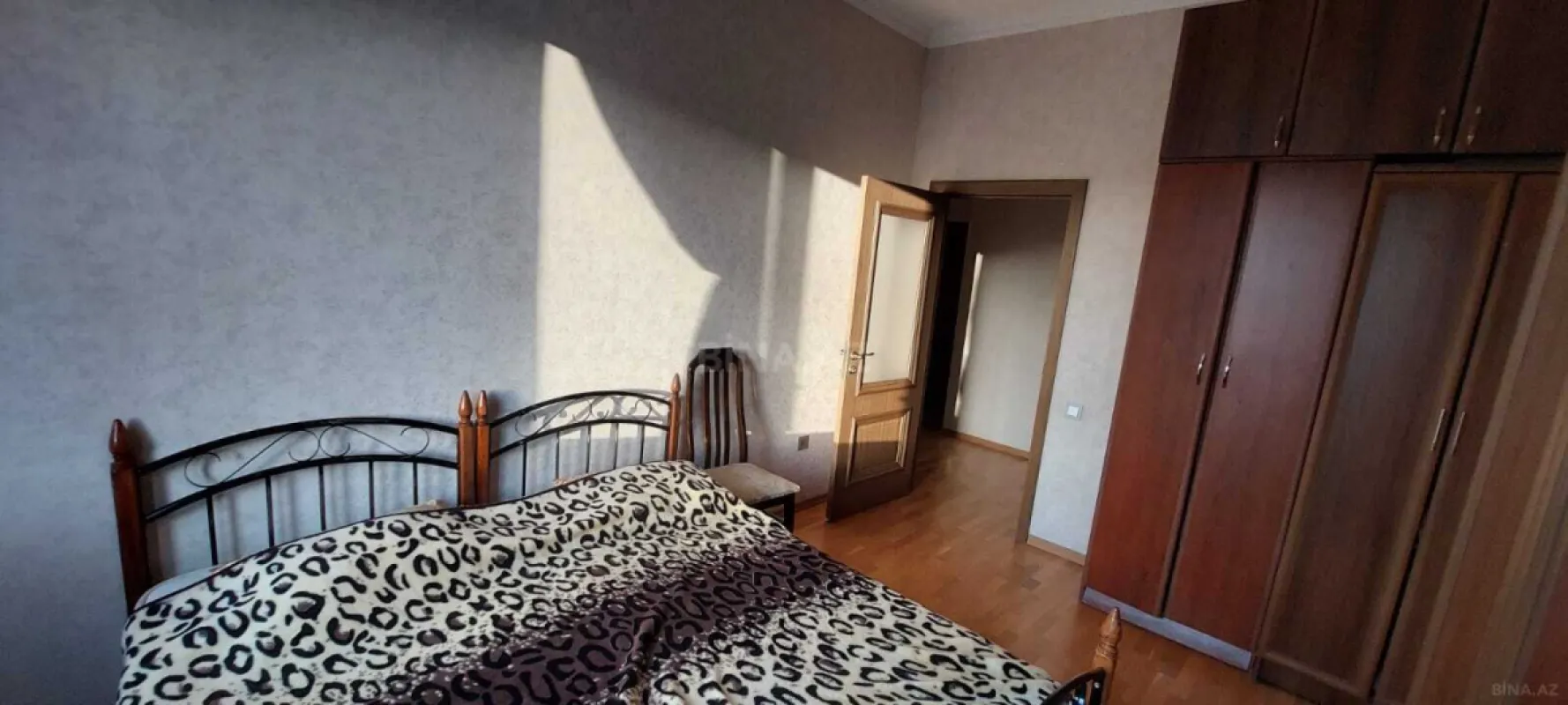 Kirayə verilir 2 otaqlı mənzil 80 m²