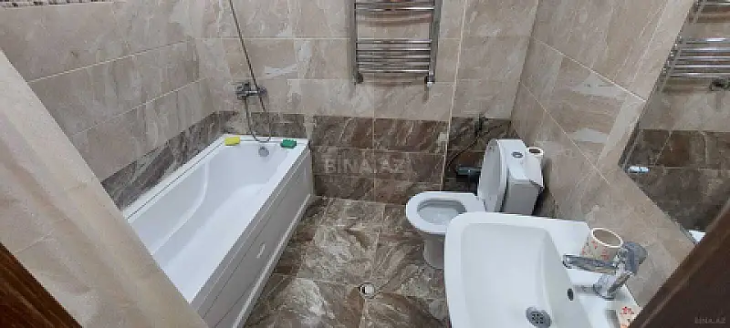 Kirayə verilir 2 otaqlı mənzil 80 m²
