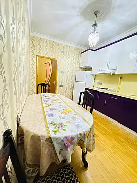Kirayə verilir 2 otaqlı mənzil 90 m² — Bakı, Həzi Aslanov qəs. 2 otaq 90.00 m²