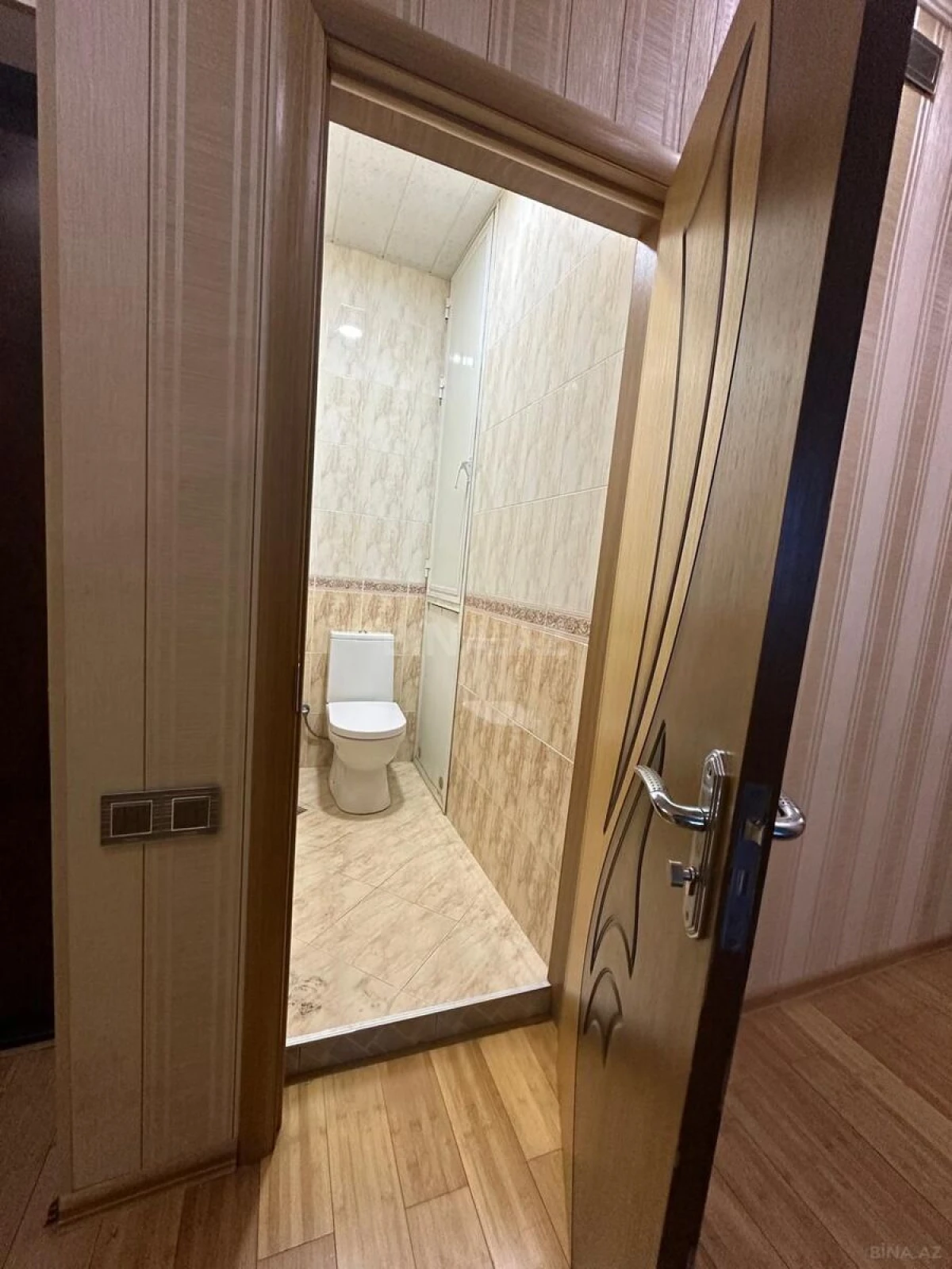 Kirayə verilir 2 otaqlı mənzil 90 m²