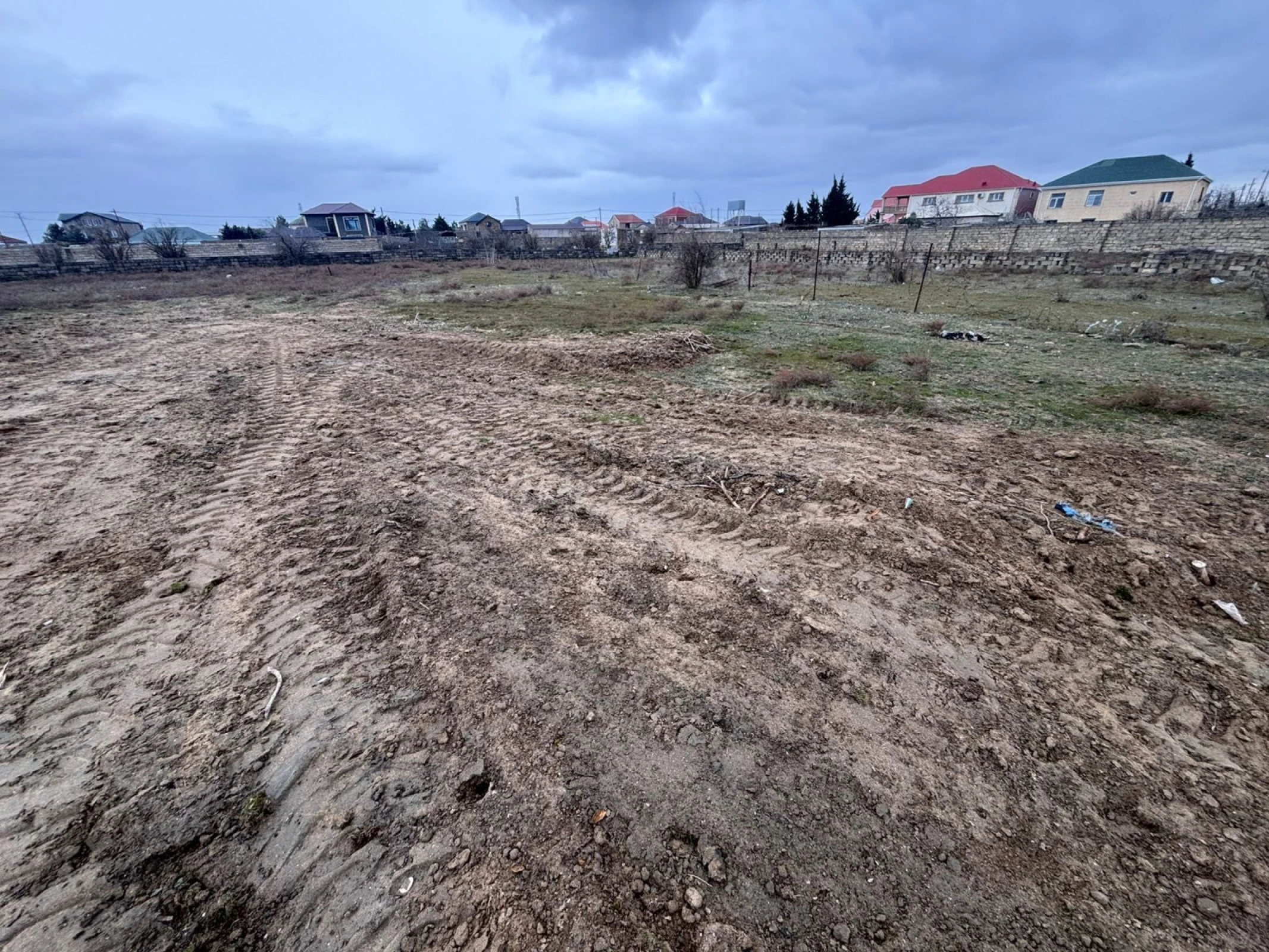 Satılır torpaq sahəsi 24 m²