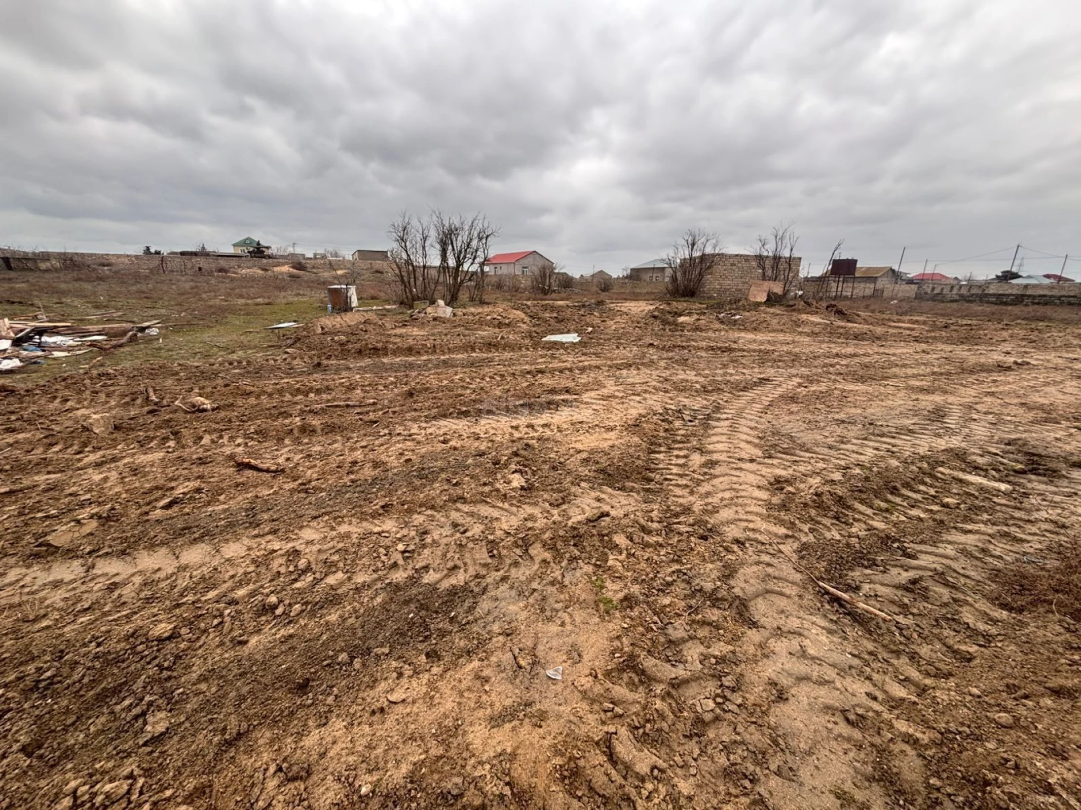 Satılır torpaq sahəsi 24 m²