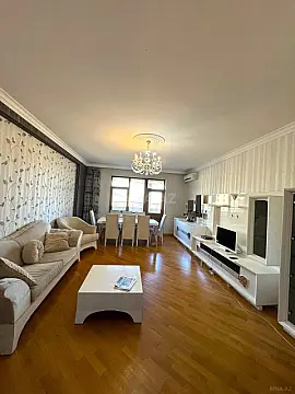 Satılır 4 otaqlı mənzil 175 m² — Bakı, Nəsimi 4 otaq 175.00 m²