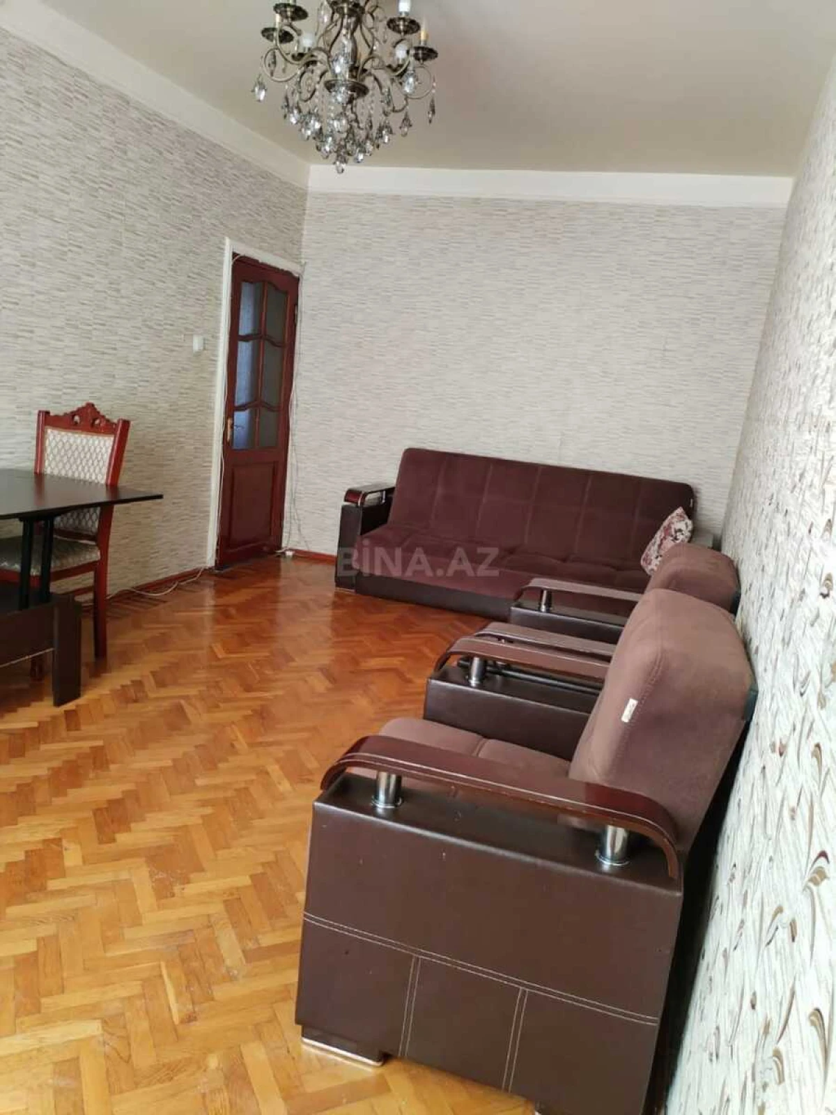 Satılır 4 otaqlı mənzil 100 m²