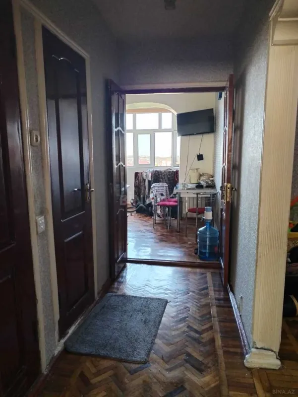 Satılır 4 otaqlı mənzil 100 m²