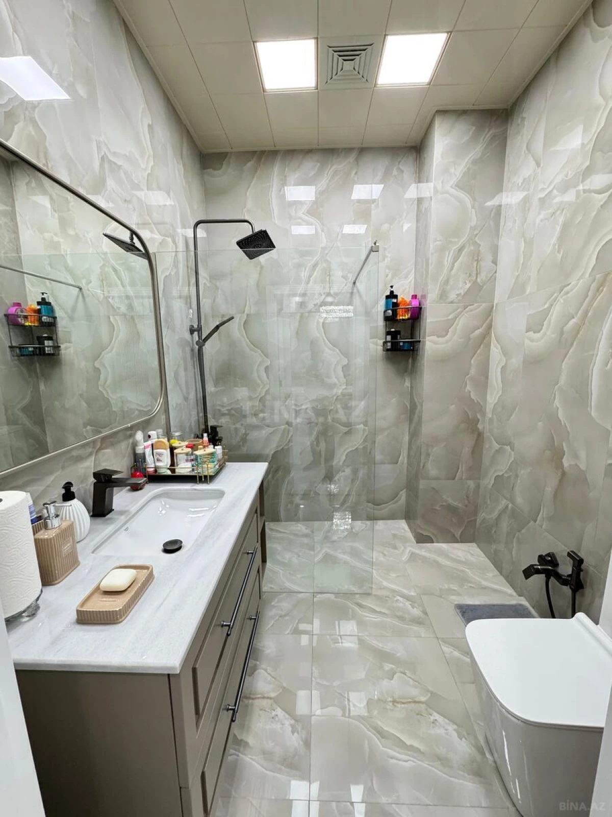 Satılır 2 otaqlı mənzil 90 m²