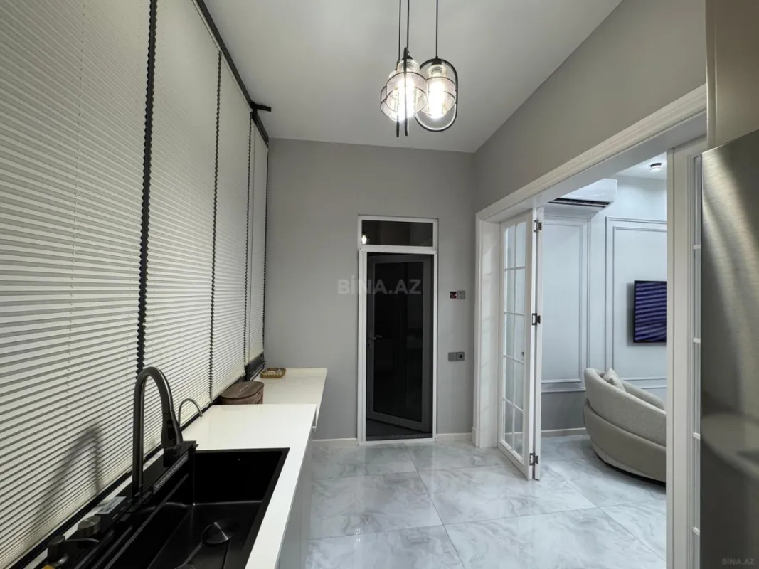 Satılır 2 otaqlı mənzil 90 m²