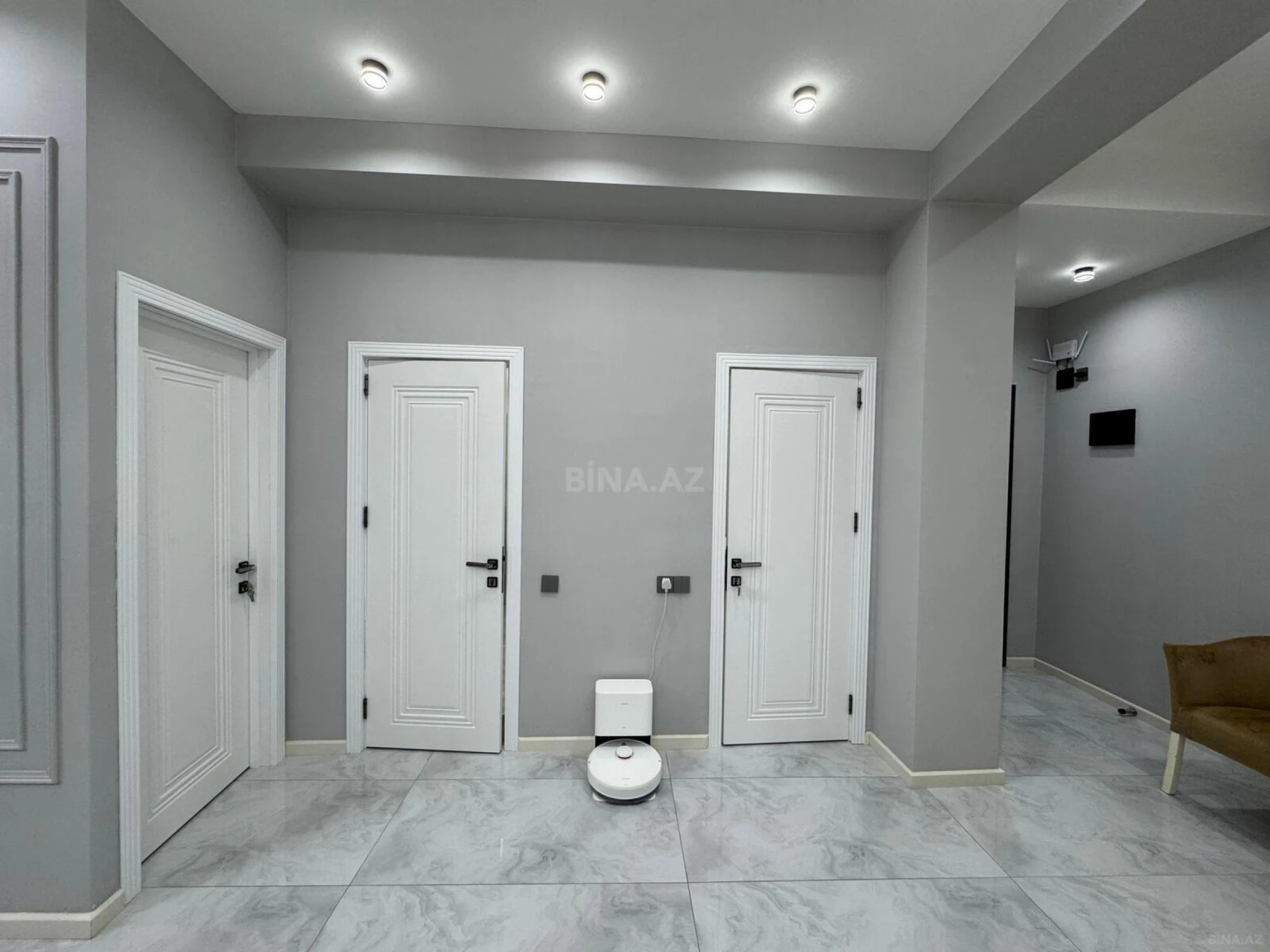 Satılır 2 otaqlı mənzil 90 m²
