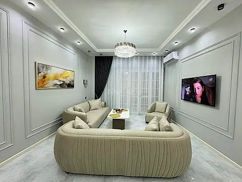 Satılır 2 otaqlı mənzil 90 m²