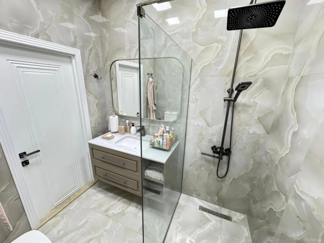 Satılır 2 otaqlı mənzil 90 m²