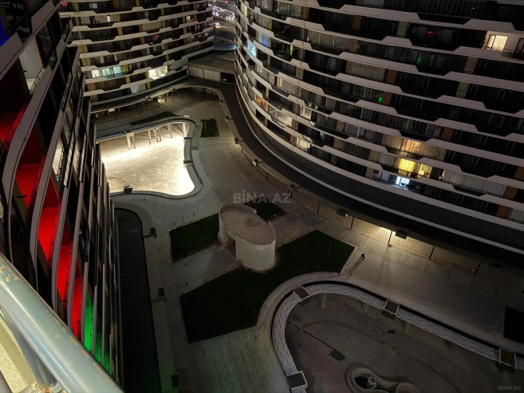 Satılır 2 otaqlı mənzil 90 m²