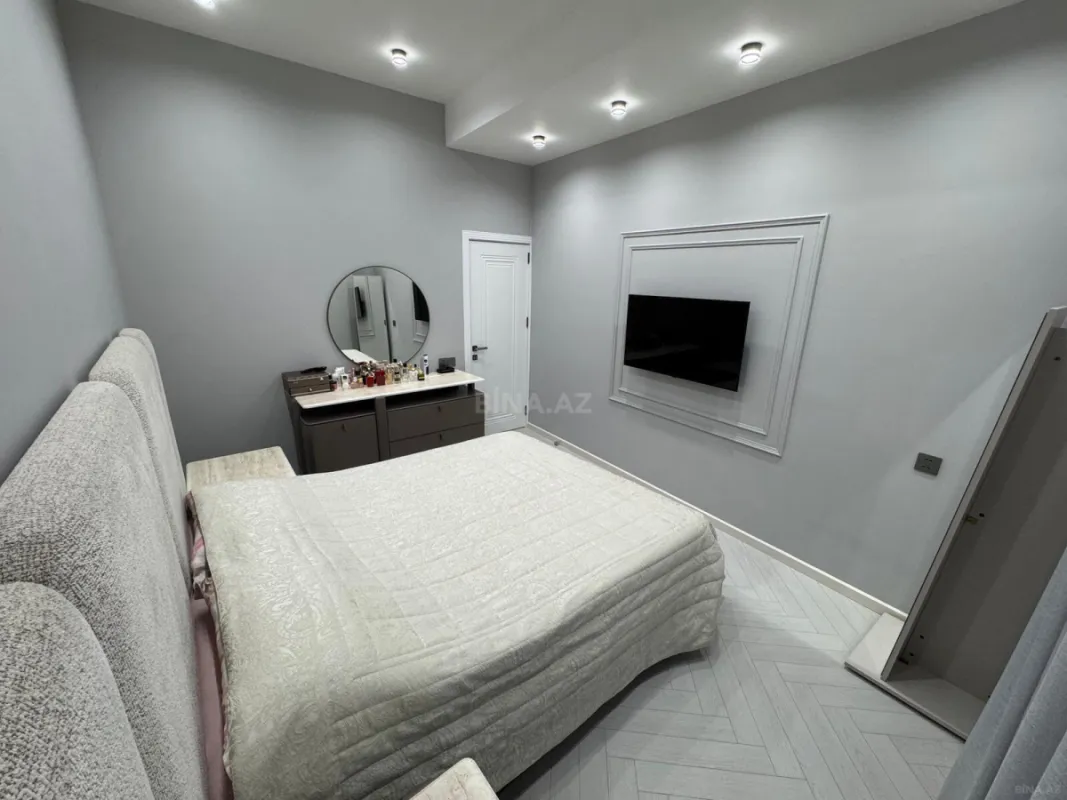 Satılır 2 otaqlı mənzil 90 m²