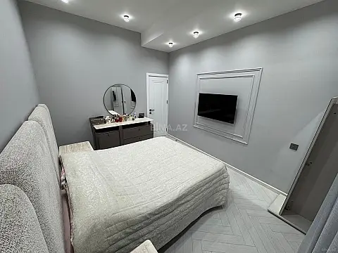 Satılır 2 otaqlı mənzil 90 m²