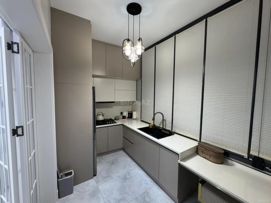 Satılır 2 otaqlı mənzil 90 m²