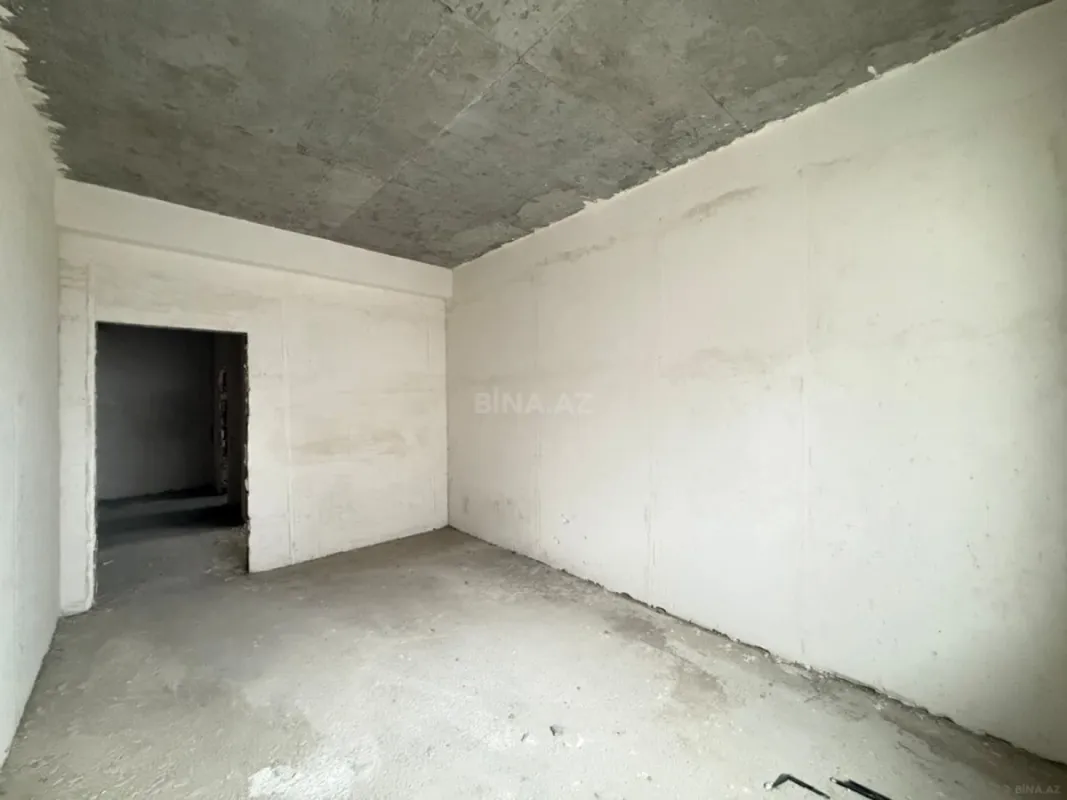 Satılır 3 otaqlı mənzil 163 m²