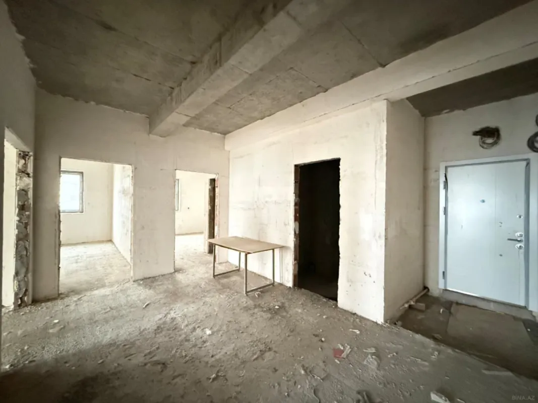 Satılır 3 otaqlı mənzil 163 m²