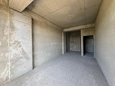 Satılır 4 otaqlı mənzil 156.3 m²