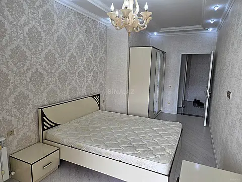 Kirayə verilir 3 otaqlı mənzil 115 m²