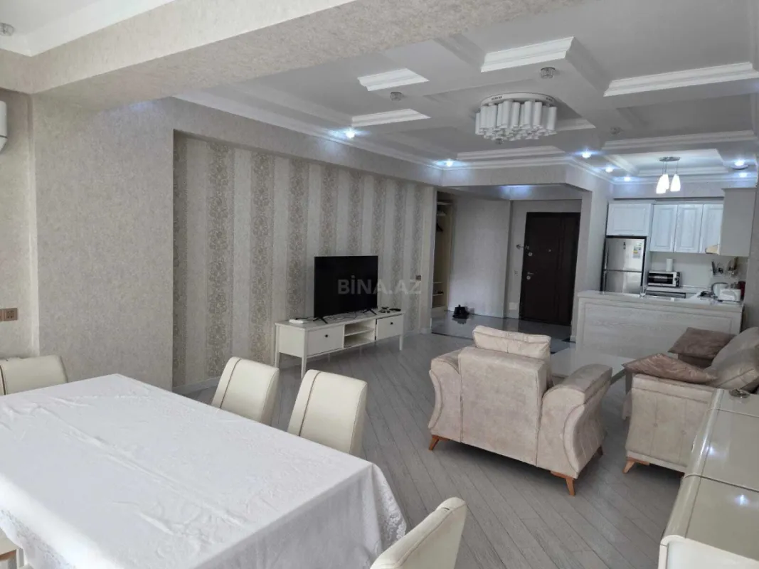 Kirayə verilir 3 otaqlı mənzil 115 m²