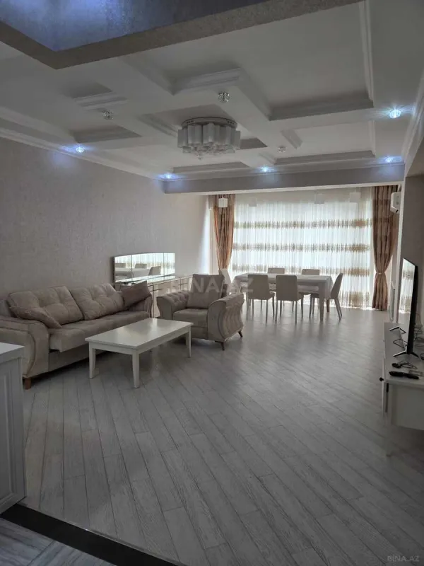 Kirayə verilir 3 otaqlı mənzil 115 m²