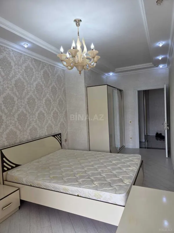 Kirayə verilir 3 otaqlı mənzil 115 m²