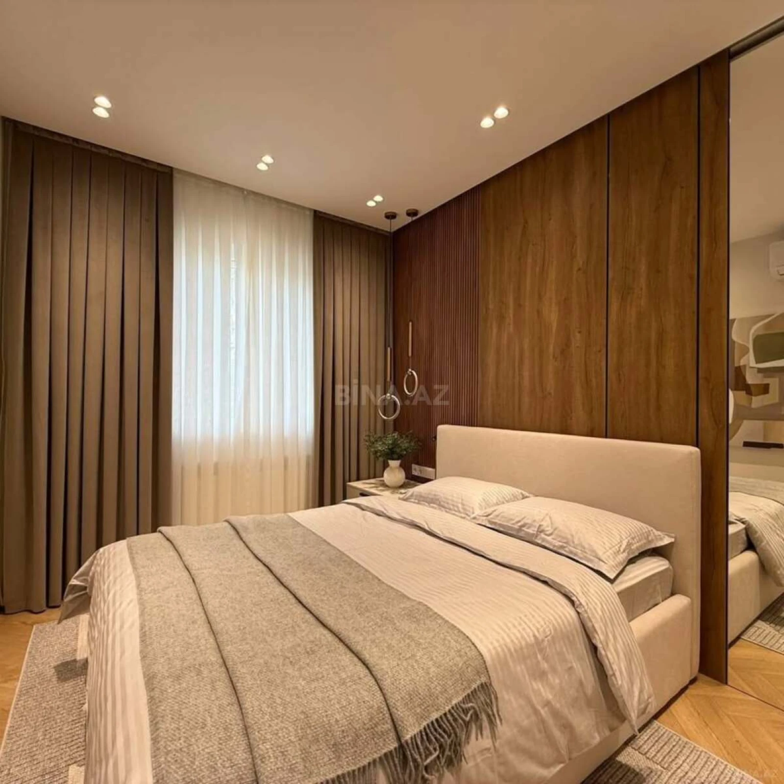 Kirayə verilir 2 otaqlı mənzil 85 m²