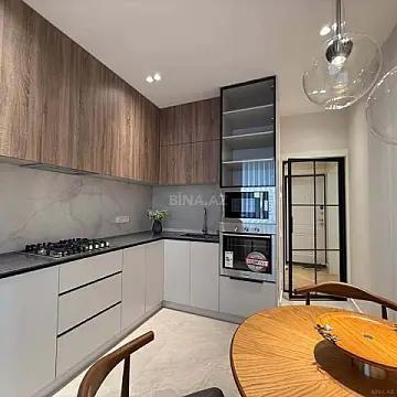 Kirayə verilir 2 otaqlı mənzil 85 m²