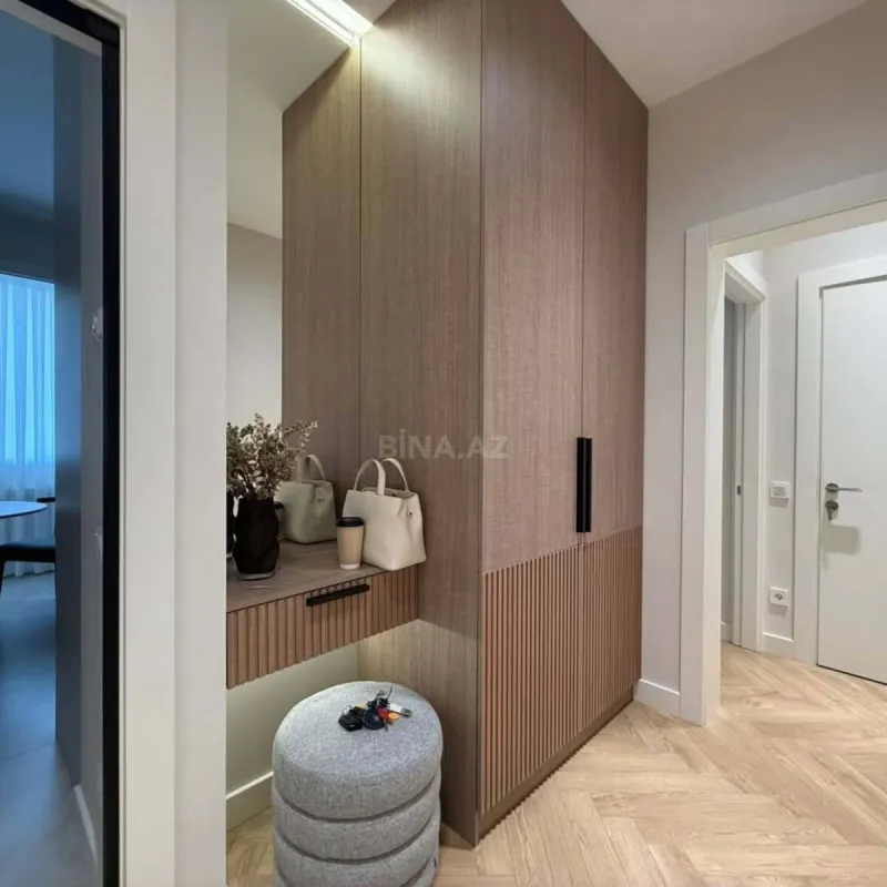 Kirayə verilir 2 otaqlı mənzil 85 m²