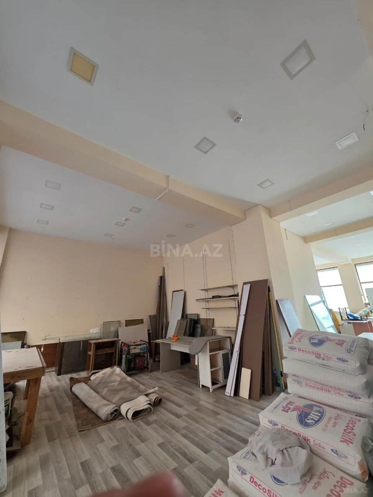 Satılır obyekt 115 m²