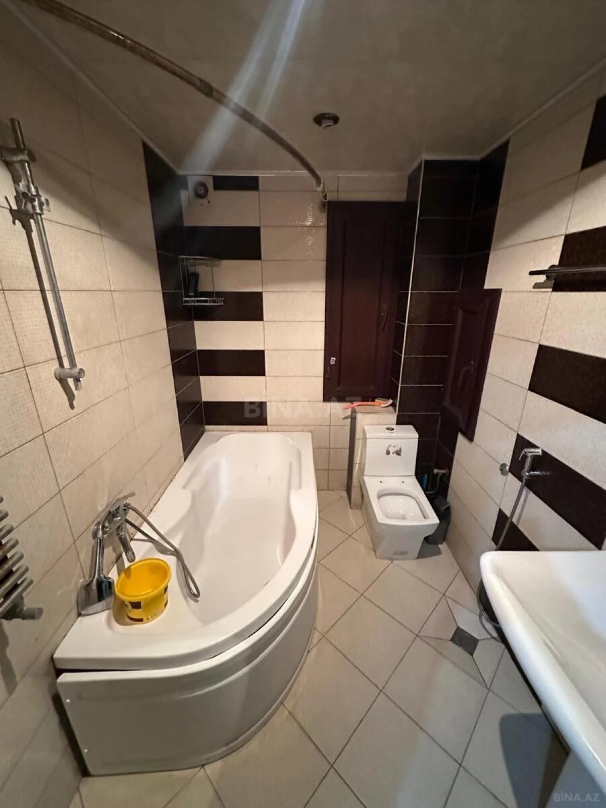 Kirayə verilir 2 otaqlı mənzil 60 m²