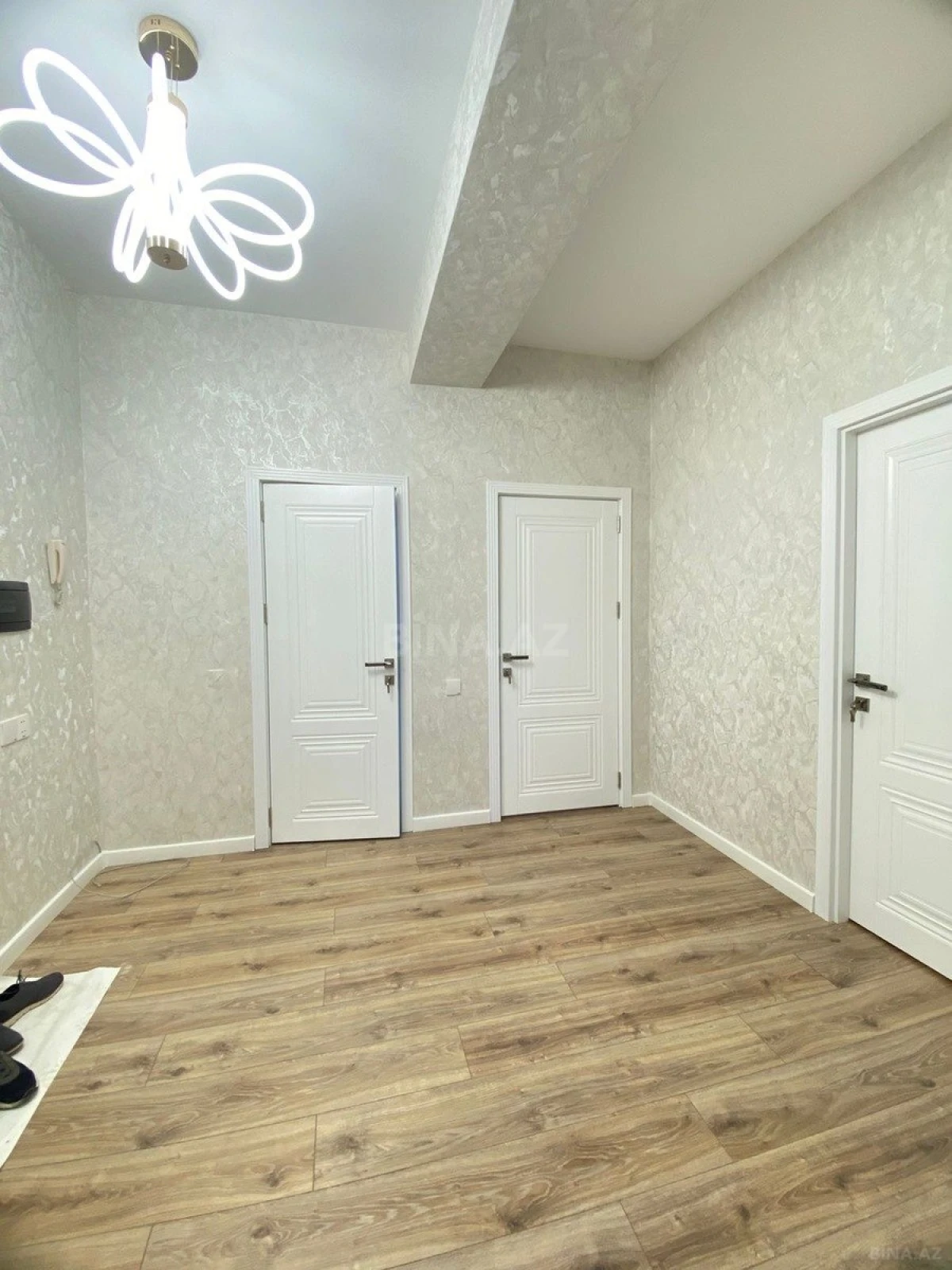 Satılır 3 otaqlı mənzil 88 m²