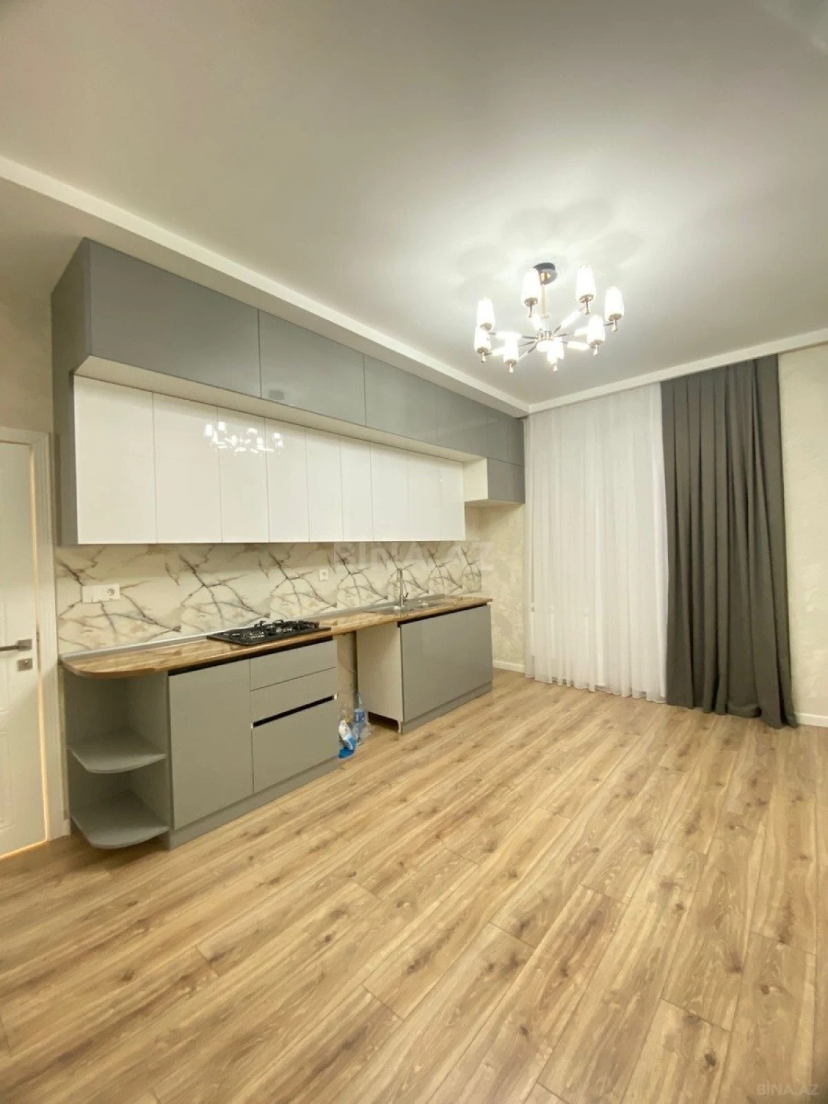 Satılır 3 otaqlı mənzil 88 m²
