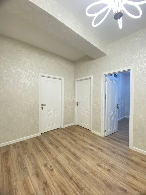 Satılır 3 otaqlı mənzil 88 m²