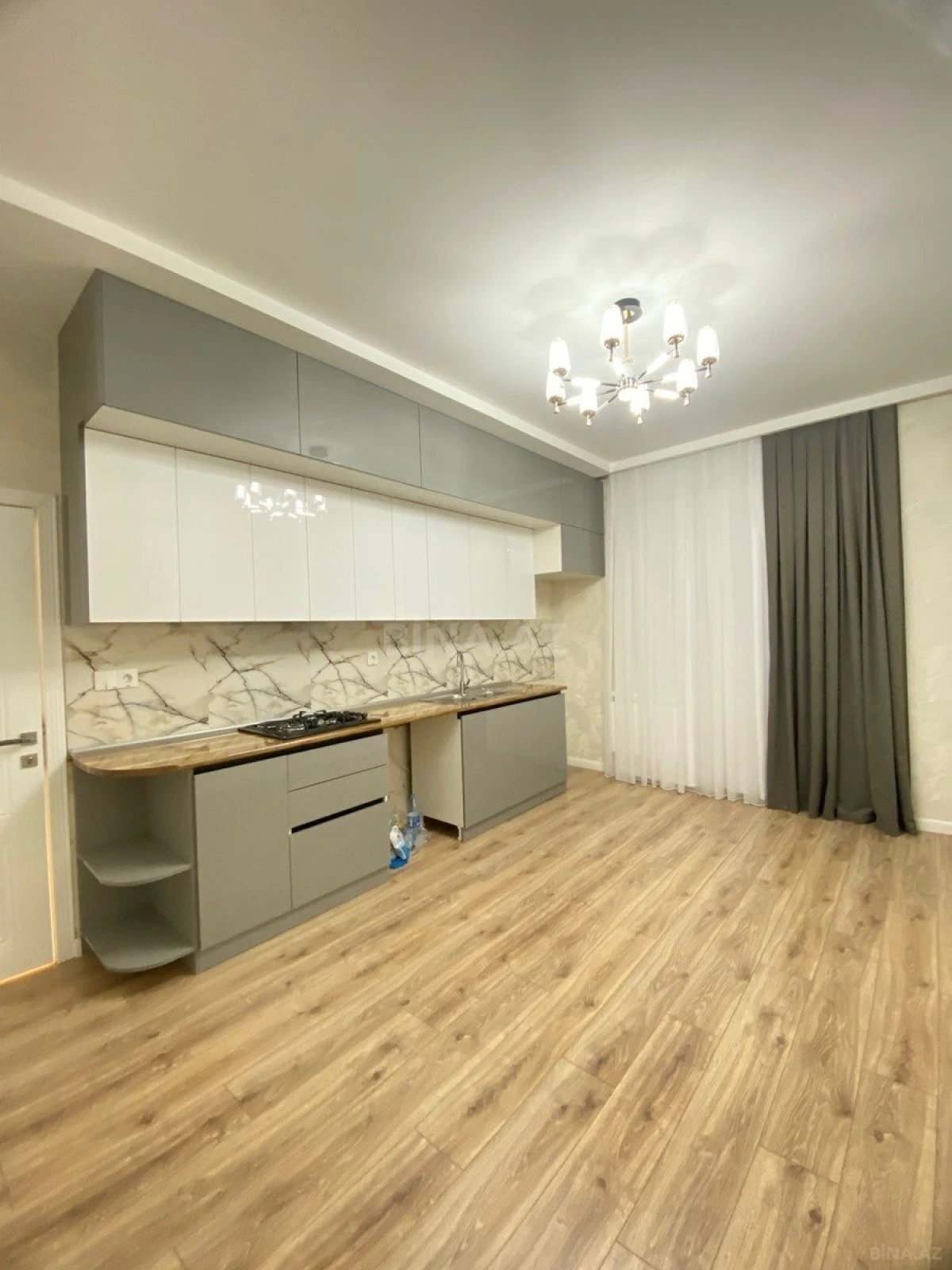 Satılır 3 otaqlı mənzil 88 m²