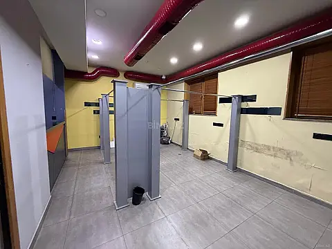 Kirayə verilir obyekt 100 m²