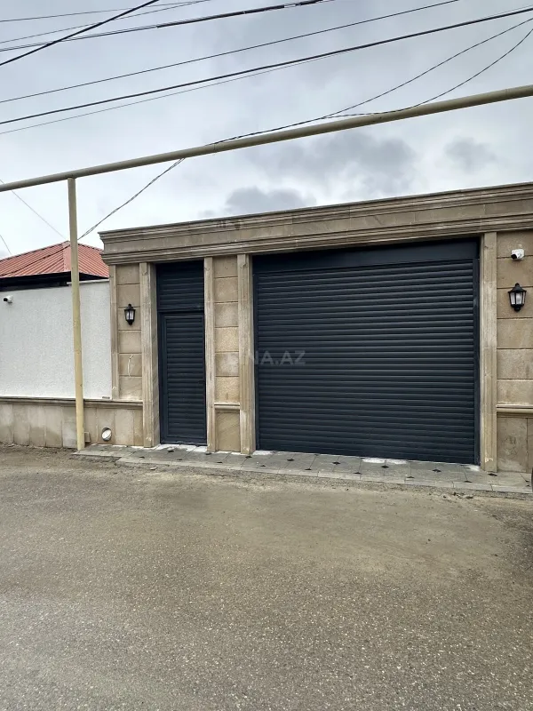 Satılır 5 otaqlı həyət evi 210 m²