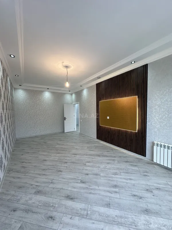 Satılır 5 otaqlı həyət evi 210 m²