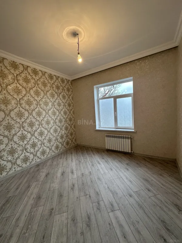 Satılır 5 otaqlı həyət evi 210 m²