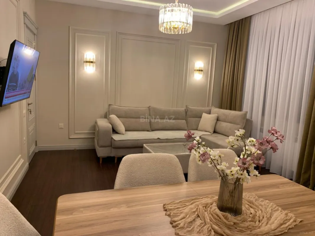 Kirayə verilir 2 otaqlı mənzil 96 m²