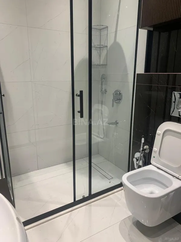 Kirayə verilir 2 otaqlı mənzil 96 m²