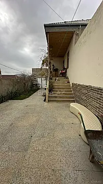 Satılır 3 otaqlı həyət evi 102 m²