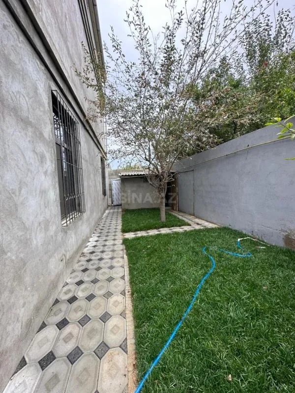 Satılır 6 otaqlı həyət evi 435 m²